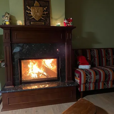 ゲストハウス Tershana 3*