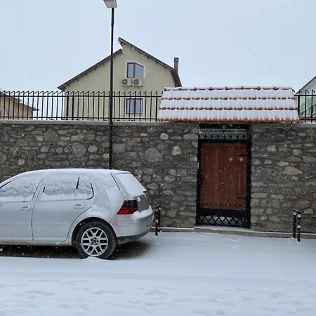 ゲストハウス Tershana 3*