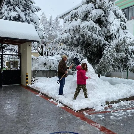 ゲストハウス Tershana