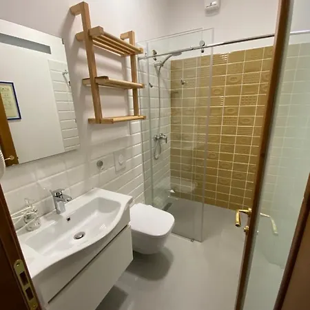 ゲストハウス Tershana 3*