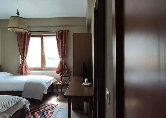 Pensjonat Tershana 3*